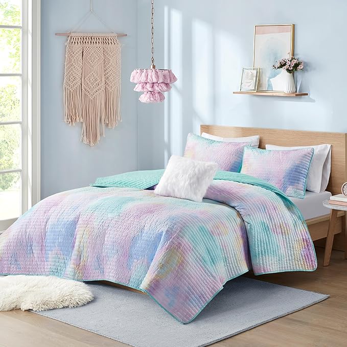 Intelligent Design Queen Quilt Set Boho Quilt Set, Watercolor Tie-Dye Coverlet Set, Casual & Trendy Quilted Lightweight Bedspread, All Season Bed Set, Shams, Cassiopeia, Full/Queen, Pink/Blue 4 Piece - LeafyLoom