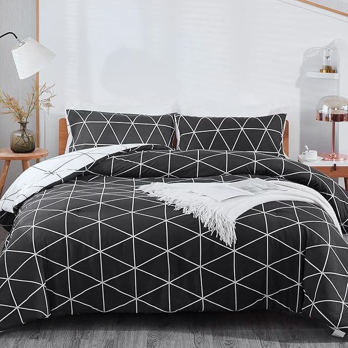 Black & White Comforter Bed in a Bag King for Kids Adults, 3Pcs Reversible Geometric Bedding Set with 2 Pillow Shams for All Seasons (King,104x90inches) - LeafyLoom