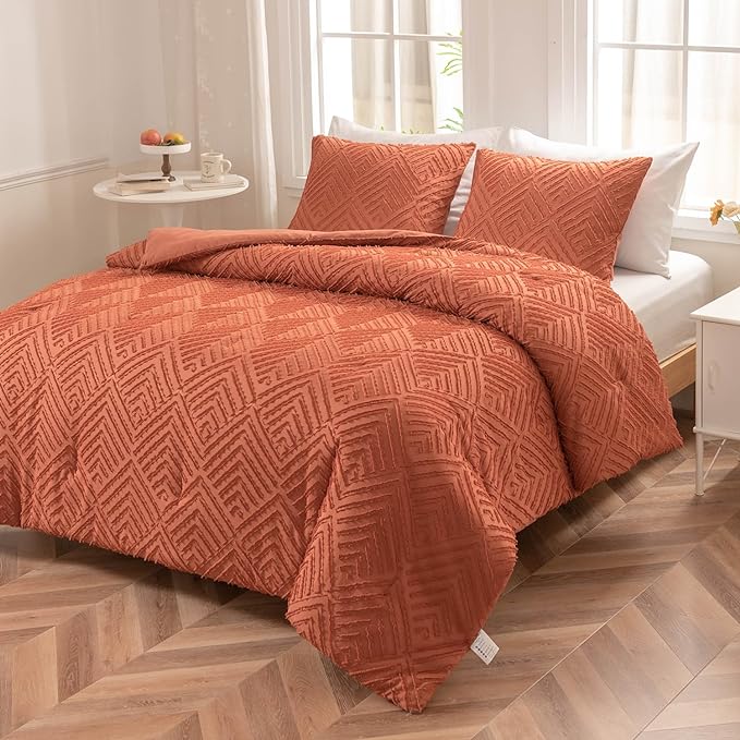 Queen Comforter Set, Tufted Terracotta Comforter Set Queen, Boho Bedding Comforter Sets Extra Fluffy, Ideal for All Seasons 3 Pieces (1 Comforter, 2 Pillowcases) - LeafyLoom