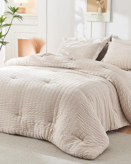 HYMOKEGE Seersucker Queen Comforter Set 3 Pieces, Lightweight Comforter Sets for Bedding, Bed Set with 1 All Season Soft Down Alternative Comforter and 2 Pillow Shams, Beige - LeafyLoom