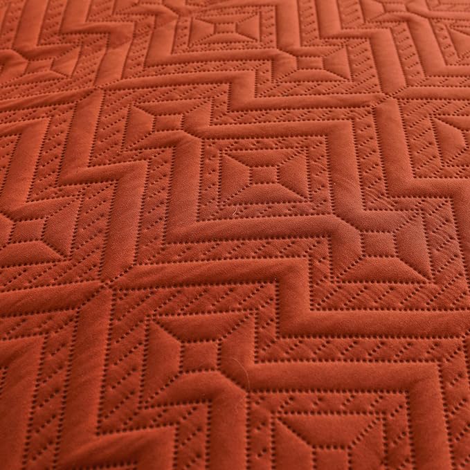 WONGS BEDDING Burnt Orange Comforter Set Queen Size(90“×90”), Terracotta Boho Geometric Textured Bedding Comforter Sets - 3 Pieces Soft Microfiber Ultrasonic Bedding with 2 Pillowcases - LeafyLoom