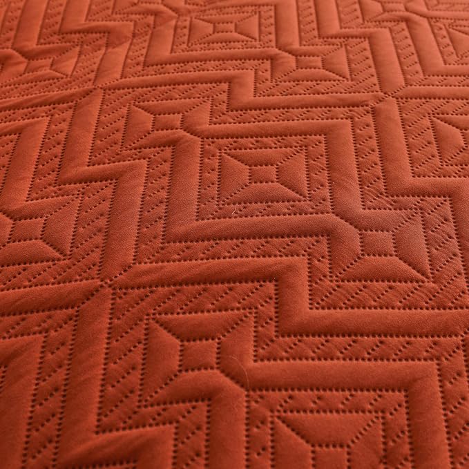 WONGS BEDDING Burnt Orange Comforter Set King Size(104“×90”),Reversible terracotta Boho Geometric Textured Bedding Comforter Sets - 3 Pieces Soft Microfiber Ultrasonic Bedding with 2 Pillow Cases - LeafyLoom