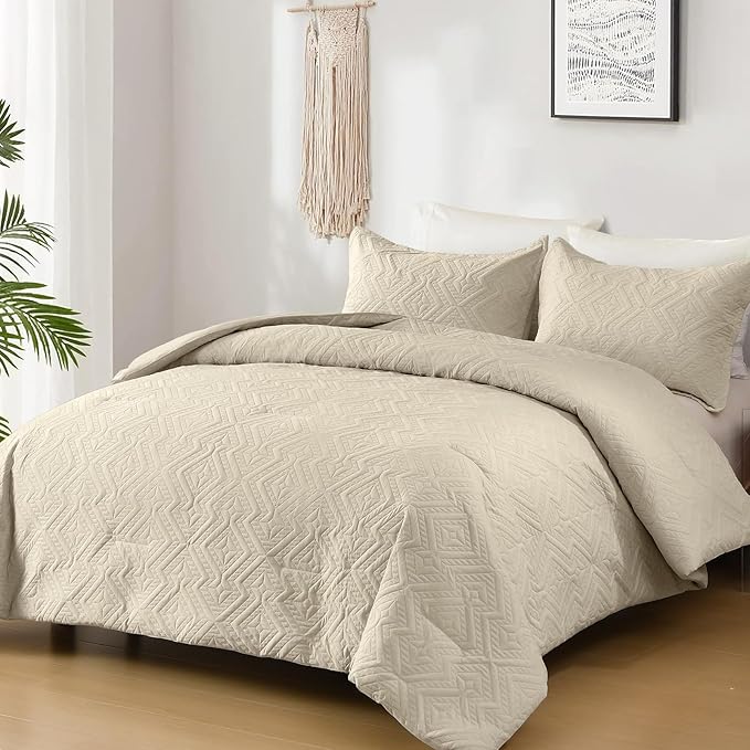 WONGS BEDDING Khaki Comforter Set King Size(104“×90”), Boho Geometric Textured Bedding Comforter Sets - 3 Pieces Reversible Soft Microfiber Ultrasonic Bedding with 2 PillowCases - LeafyLoom