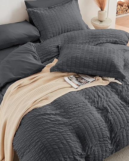 HYMOKEGE Seersucker King Size Comforter Set 3 Pieces, Lightweight Comforter Sets for Bedding, Bed Set with 1 All Season Soft Down Alternative Comforter and 2 Pillow Shams, Dark Grey - LeafyLoom