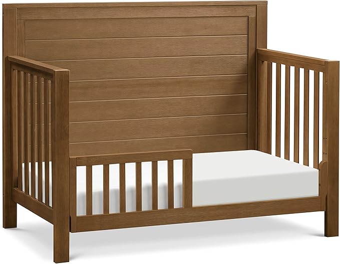 DaVinci Fairway 4-in-1 Convertible Crib in Stablewood, Greenguard Gold Certified - LeafyLoom