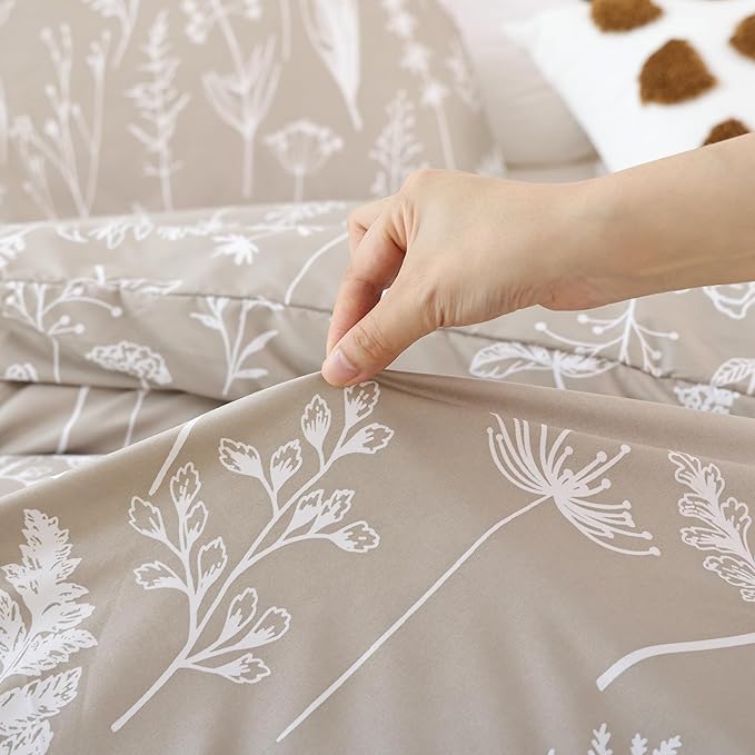 JANZAA Full Size Comforter Bedding Comforter Sets Floral Comforter Set Oatmeal Comforter Set Bed Set with 2 Pillow Cases for All Seasons - LeafyLoom