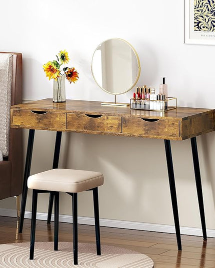 SogesHome 43.3'' Computer Desk, Home Office Work Table with 3-Drawers, Gaming Working Writing Table, Vintage Brown - LeafyLoom