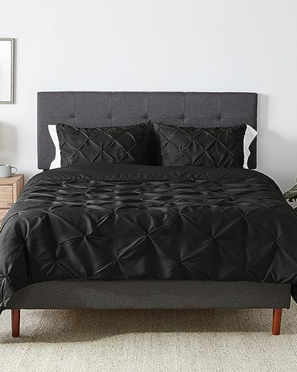 Amazon Basics All-Season Down-Alternative Comforter 3-Piece Bedding Set, Pinch Pleat, Full/Queen, Black, Geometric - LeafyLoom