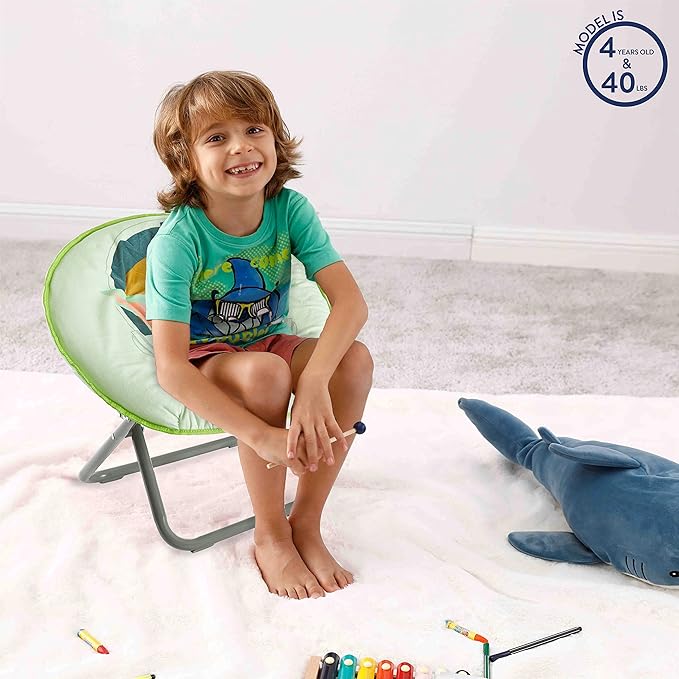 Idea Nuova Disney Star Wars The Mandalorian, Grogu aka The Child Toddler 19” Folding Saucer Chair with Cushion, Polyester, Ages 3+ - LeafyLoom