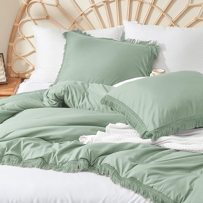 Litanika Sage Green Comforter Full Size, Boho Tassel Comforter Aesthetic 3 Pieces, Lightweight Fringe Microfiber Bedding Set for All Season(1 Comforter 79x90 inch, 2 Pillowcases) - LeafyLoom
