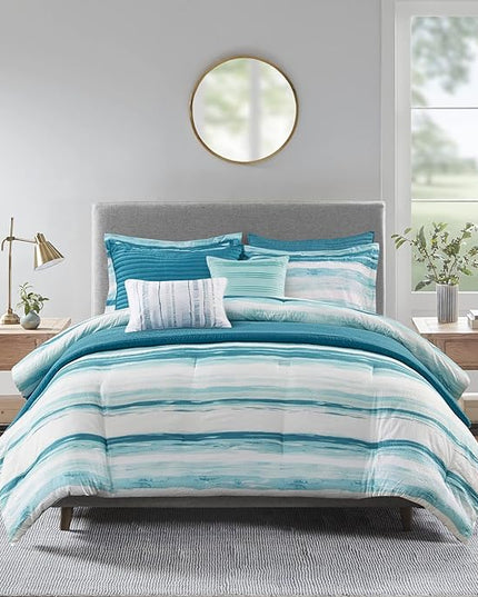 Madison Park Marina Comforter Quilt Combo Set - Modern Luxury Design, All Season Down Alternative Bedding, Matching Shams, Decorative Pillows, King/Cal King(104"x92"), Aqua 8 Piece - LeafyLoom