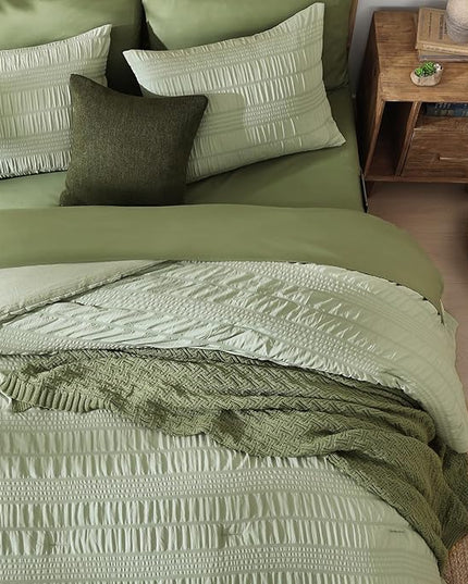 CASAAGUSTO Twin XL comforter Set, 5 Pieces Sage Green Seersucker Bed in a Bag Twin Soft All Seasons, Twin XL Bedding Sets with Comforter, Flat Sheet, Fitted Sheet, 1 Pillow Sham, 1 Pillowcase - LeafyLoom