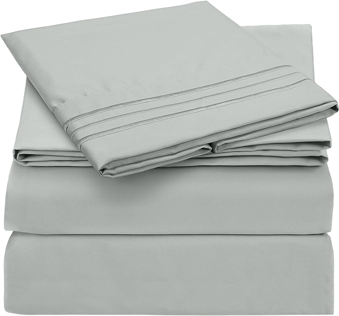 Mellanni Twin Sheets Set - 3 PC Iconic Collection Bedding Sheets & Pillowcases - Hotel Luxury, Extra Soft, Cooling Bed Sheets - Deep Pocket up to 16 inch (Twin, Spa Mint) - LeafyLoom