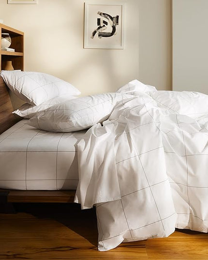 Brooklinen Luxury Sateen 4 Piece Sheet Set - 100% Cotton, Queen Size in Window Pane - 1 Fitted Sheet, 1 Flat Sheet, 2 Pillowcases | Best Luxury Sheets - LeafyLoom