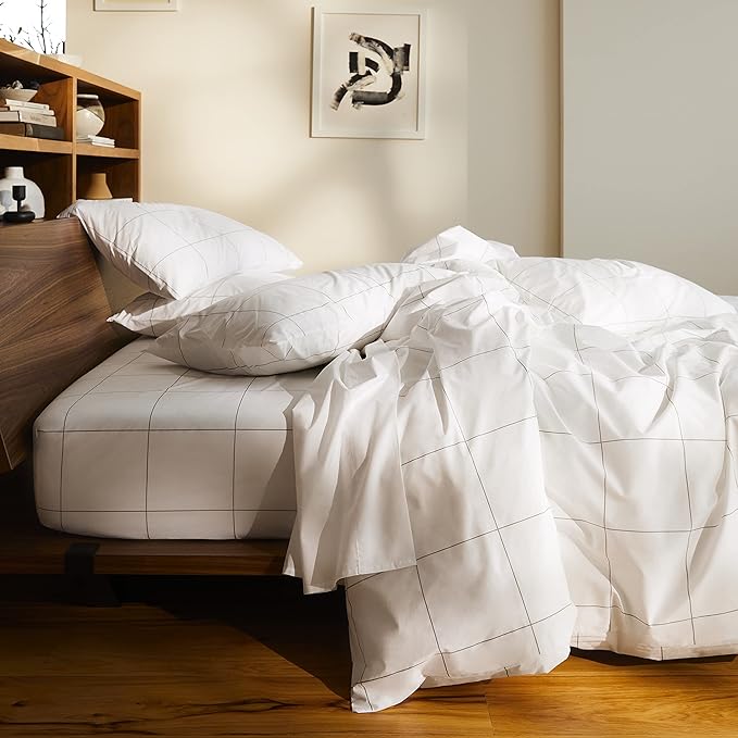 Brooklinen Luxury Sateen 4 Piece Sheet Set - 100% Cotton, Queen Size in Window Pane - 1 Fitted Sheet, 1 Flat Sheet, 2 Pillowcases | Best Luxury Sheets - LeafyLoom