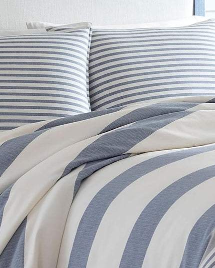Nautica - King Size Comforter Set, Cotton Reversible Bedding with Matching Shams, Mediterranean Inspired Home Decor for All Seasons (Fairwater Blue, King) - LeafyLoom