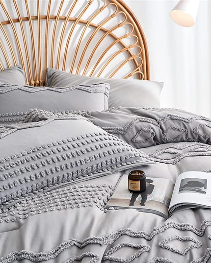 KAKIJUMN Grey 7-Piece Bohemian Geometric Tufted Comforter Set, All Season Microfiber Bedding Set(Queen) - LeafyLoom