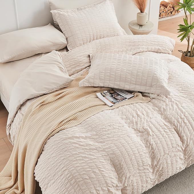 HYMOKEGE Seersucker Queen Comforter Set 3 Pieces, Lightweight Comforter Sets for Bedding, Bed Set with 1 All Season Soft Down Alternative Comforter and 2 Pillow Shams, Beige - LeafyLoom