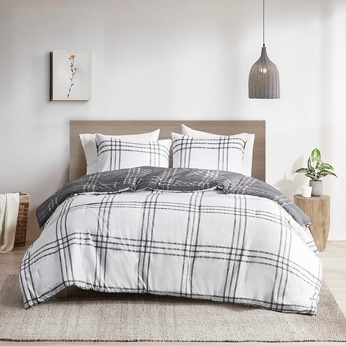 Intelligent Design Pike Reversible Comforter Set, Cottage Plaid Print, Modern Cabin Lifestyle, Down Alternative, All Season Bedding with Matching Sham, Full/Queen White/Grey 3 Piece - LeafyLoom
