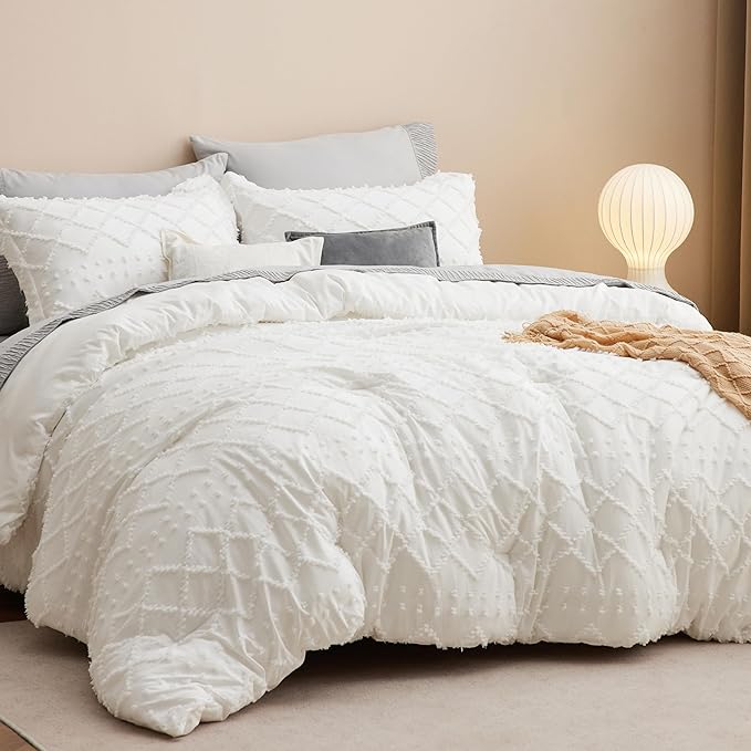 Bedsure Queen Comforter Set - Ivory Comforter, Boho Tufted Shabby Chic Bedding Comforter Set, 3 Pieces Vintage Farmhouse Bed Set for All Seasons, Fluffy Soft Bedding Set with 2 Pillow Shams - LeafyLoom