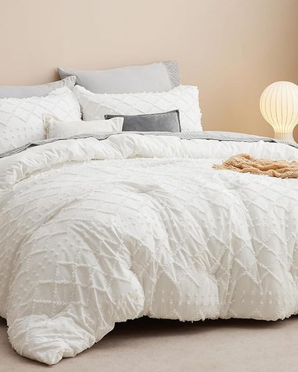 Bedsure King Size Comforter Set - Ivory Boho Comforter, Tufted Shabby Chic Bedding Comforter Set, 3 Pieces Vintage Farmhouse Bed Set for All Seasons, Fluffy Soft Bedding Set with 2 Pillow Shams - LeafyLoom