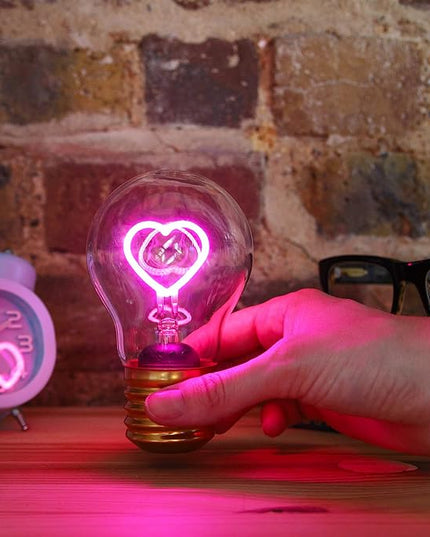 Suck UK Heart Shaped LED Light Bulb, Pink, 1 Count - LeafyLoom