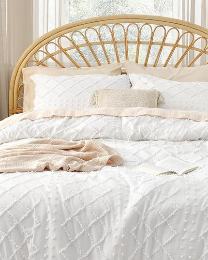 Bedsure Oversized King Comforter - White Comforter Set, Boho Tufted Shabby Chic Bedding Comforter Set, 3 Pieces Farmhouse Bed Set for All Seasons, Fluffy Soft Bedding Set with 2 Pillow Shams - LeafyLoom