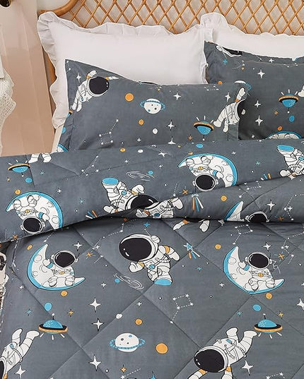 JSD Grey Astronaut Kids Comforter Set for Boys Toddler, 2 Pieces Twin Microfiber Comforter with Pillow Sham, Soft Comfortable Machine Washable - LeafyLoom