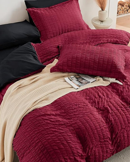HYMOKEGE Seersucker Comforter Set Full Size 3 Pieces, Lightweight Comforter Sets for Bedding, Bed Set with 1 All Season Soft Down Alternative Comforter and 2 Pillow Shams, Red and Black - LeafyLoom
