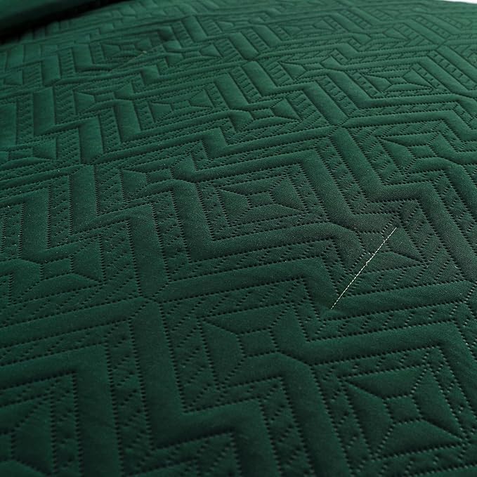 WONGS BEDDING Emerald Green Comforter Set Queen Size(90“×90”), Boho Geometric Textured Bedding Comforter Sets - 3 Pieces Reversible Soft Microfiber Ultrasonic Bedding with 2 Pillowcases - LeafyLoom
