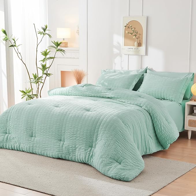 HYMOKEGE Seersucker Twin Comforter Set 3 Pieces, Lightweight Comforter Sets for Bedding, Bed Set with 1 All Season Soft Down Alternative Comforter and 2 Pillow Shams, Sage Green - LeafyLoom