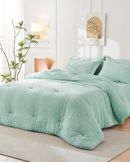 HYMOKEGE Seersucker Queen Comforter Set 3 Pieces, Lightweight Comforter Sets for Bedding, Bed Set with 1 All Season Soft Down Alternative Comforter and 2 Pillow Shams, Sage Green - LeafyLoom