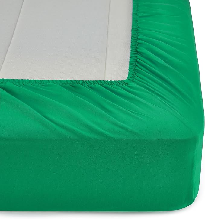 Amazon Basics 5 Piece Microfiber Kid's Bed-in-a-Bag Bedding Set, Twin, Green, Solid - LeafyLoom
