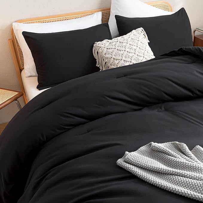 ROSGONIA Comforter Full Size Black for Girls Boys Teens, 3pcs (1 Boho Comforter & 2 Pillowcases), Lightweight Dorm Bedding Soft All Season Bed Set - LeafyLoom