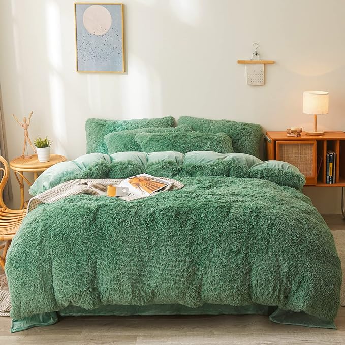 FOPPA Green Plush Comforter Cover Set Queen - Ultra Soft Faux Fur Green Bedding Sets 3 Pieces (1 Fluffy Duvet Cover + 2 Shaggy Pillow case) Fluffy Bed Set (Green, Queen) - LeafyLoom