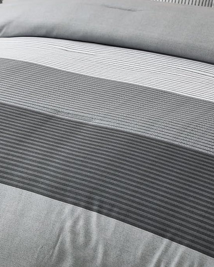 WONGS BEDDING Grey Comforter Set Queen, Reversible Grey Striped Patchwork Down Alternative Comforter for Queen Bed,3 Pieces (1 Comforter+2 Pillowcases), Boho Soft Microfiber Bedding Set 90"×90" - LeafyLoom