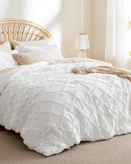 Bedsure Boho Comforter Set King - White Tufted Bedding Comforter Set, 3 Pieces Farmhouse Shabby Chic Embroidery Bed Set, Soft Fluffy Geometric Pattern Comforter for All Seasons - LeafyLoom