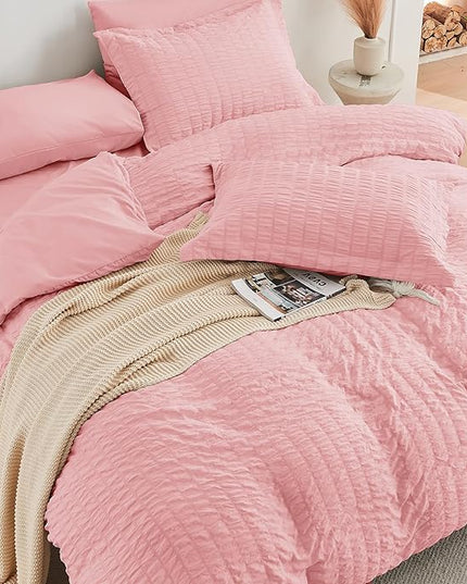 HYMOKEGE Seersucker Queen Comforter Set 3 Pieces, Lightweight Comforter Sets for Bedding, Bed Set with 1 All Season Soft Down Alternative Comforter and 2 Pillow Shams, Pink - LeafyLoom