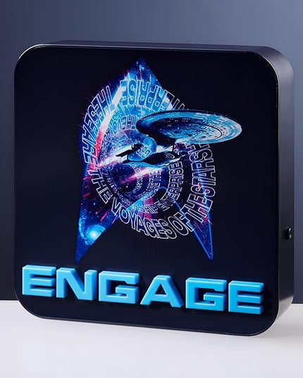 NUMSKULL Star Trek 3D Lamp Wall Light - Desk Lamp for Bedroom, Office, Home, Study, Work - Official Star Trek Merchandise - LeafyLoom