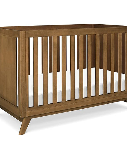 DaVinci Otto 3-in-1 Convertible Crib in Walnut, Greenguard Gold Certified - LeafyLoom