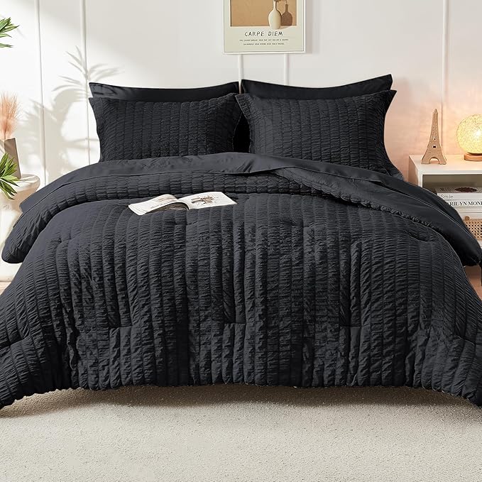 HYMOKEGE Seersucker Queen Comforter Set 3 Pieces, Lightweight Comforter Sets for Bedding, Bed Set with 1 All Season Soft Down Alternative Comforter and 2 Pillow Shams, Black - LeafyLoom