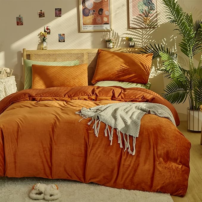 Wellboo Rust Caramel Fluffy Comforters Full Women Burnt Orange Velvet Bedding Comforter Sets Cotton Modern Solid Terracotta Flannel Quilts Girls Plain Reddish Plush Aesthetic Bed Quilts Shaggy Fur Bed - LeafyLoom