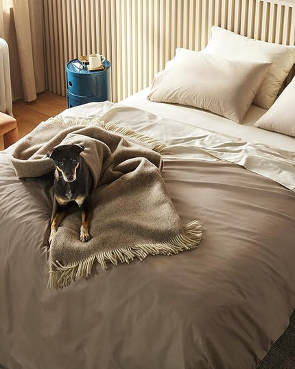 Broklinen Luxury Sateen 4 Piece Sheet Set - 100% Cotton, California King Size in Pebble Grey - 1 Fitted Sheet, 1 Flat Sheet, 2 Pillowcases | Best Luxury Sheets - LeafyLoom