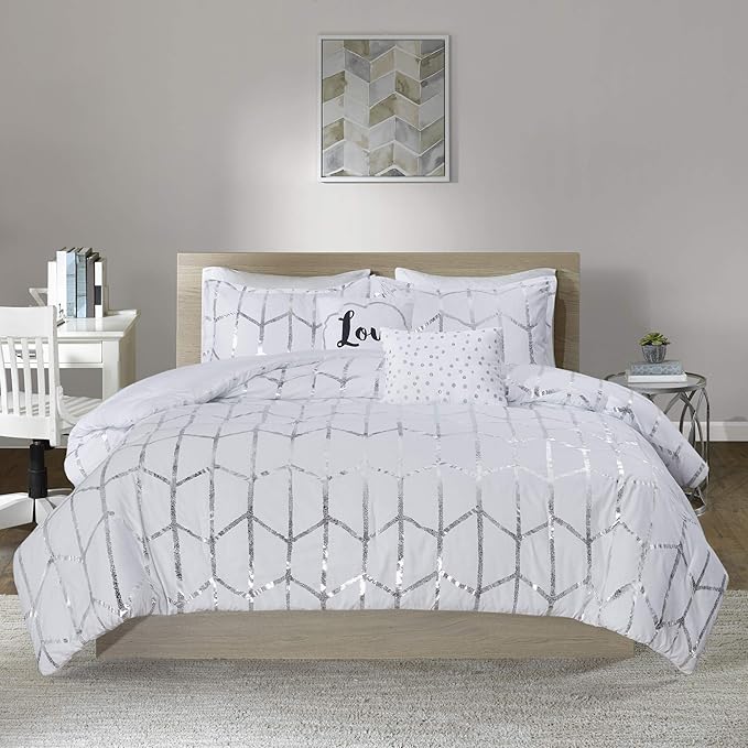Intelligent Design Raina Full / Queen Comforter Set, Soft Microfiber Comforter Set Queen, Modern Geometric Metallic Bed Set, 5 Pieces College Bedding Comforter Set with 2 Shams, 2 Toss Pillows White - LeafyLoom