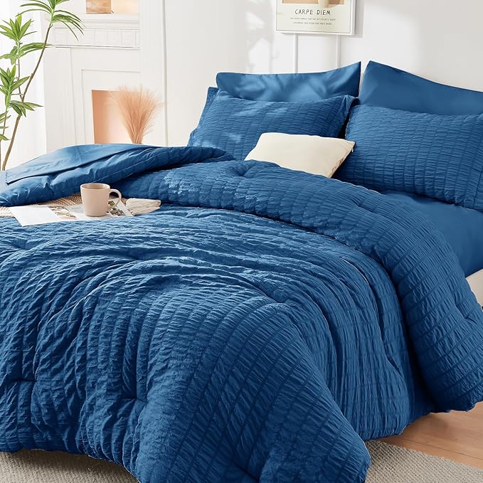 HYMOKEGE Seersucker Queen Comforter Set 3 Pieces, Lightweight Comforter Sets for Bedding, Bed Set with 1 All Season Soft Down Alternative Comforter and 2 Pillow Shams, Teal - LeafyLoom