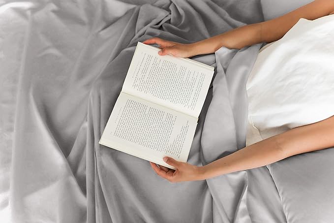 Twin XL Size 3 Piece Sheet Set - Comfy Breathable & Cooling Sheets - Hotel Luxury Bed Sheets for Women & Men - Deep Pockets, Easy-Fit, Soft & Wrinkle Free Sheets - Light Grey Oeko-Tex Bed Sheet Set - LeafyLoom