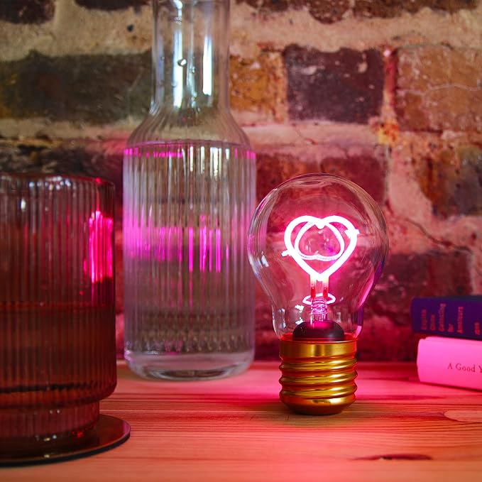 Suck UK Heart Shaped LED Light Bulb, Pink, 1 Count - LeafyLoom
