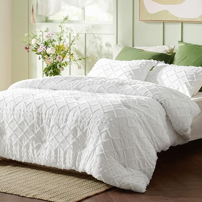 Bedsure King Size Comforter Set - White Comforter, Boho Tufted Shabby Chic Bedding Comforter Set, 3 Pieces Vintage Farmhouse Bed Set for All Seasons, Fluffy Soft Bedding Set with 2 Pillow Shams - LeafyLoom