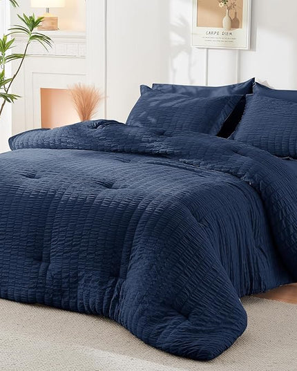 HYMOKEGE Seersucker King Size Comforter Set 3 Pieces, Lightweight Comforter Sets for Bedding, Bed Set with 1 All Season Soft Down Alternative Comforter and 2 Pillow Shams, Navy Blue - LeafyLoom