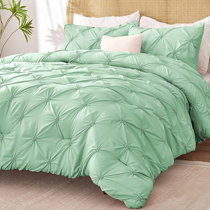 BEDELITE Green Twin Comforter Set for Girls - 2 Peices Boho Pintuck Bedding Comforter Sets, Lightweight Soft & Warm Twin Bedding Sets with 1 Pillowcase for All Season - LeafyLoom